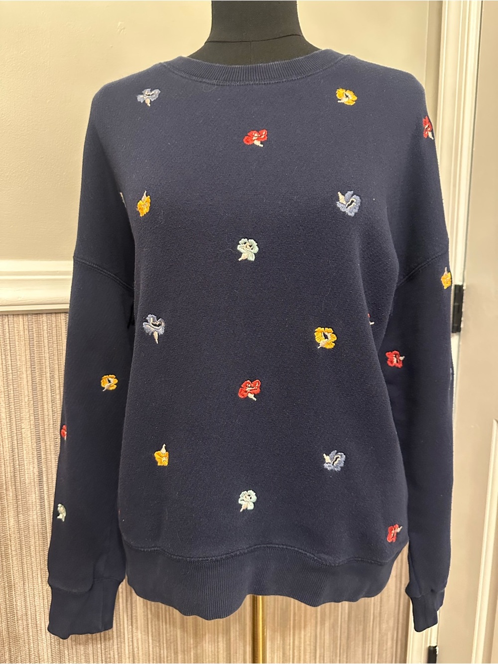 Madewell Mile Floral Embroidered Sweatshirt L Navy Oversized Pullover